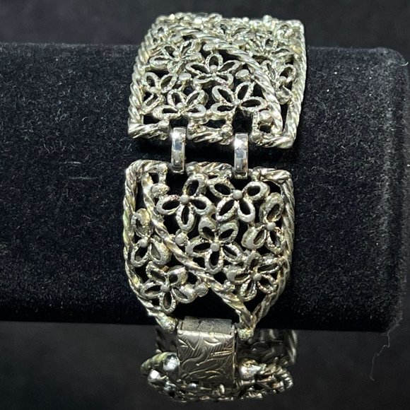 Emmons Silver Tone Floral Open Cutwork Floral Panel Bracelet (4053) - Picture 4 of 8